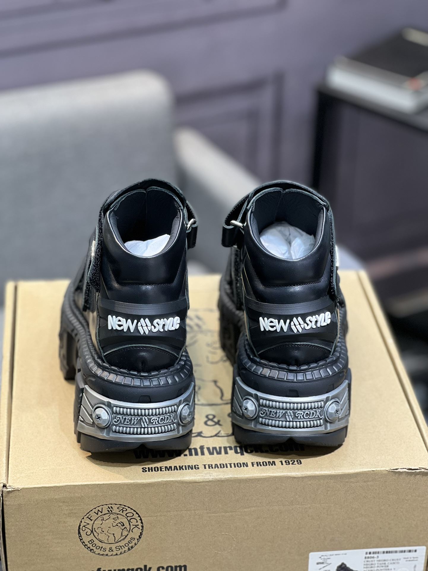 Newrock Shoes